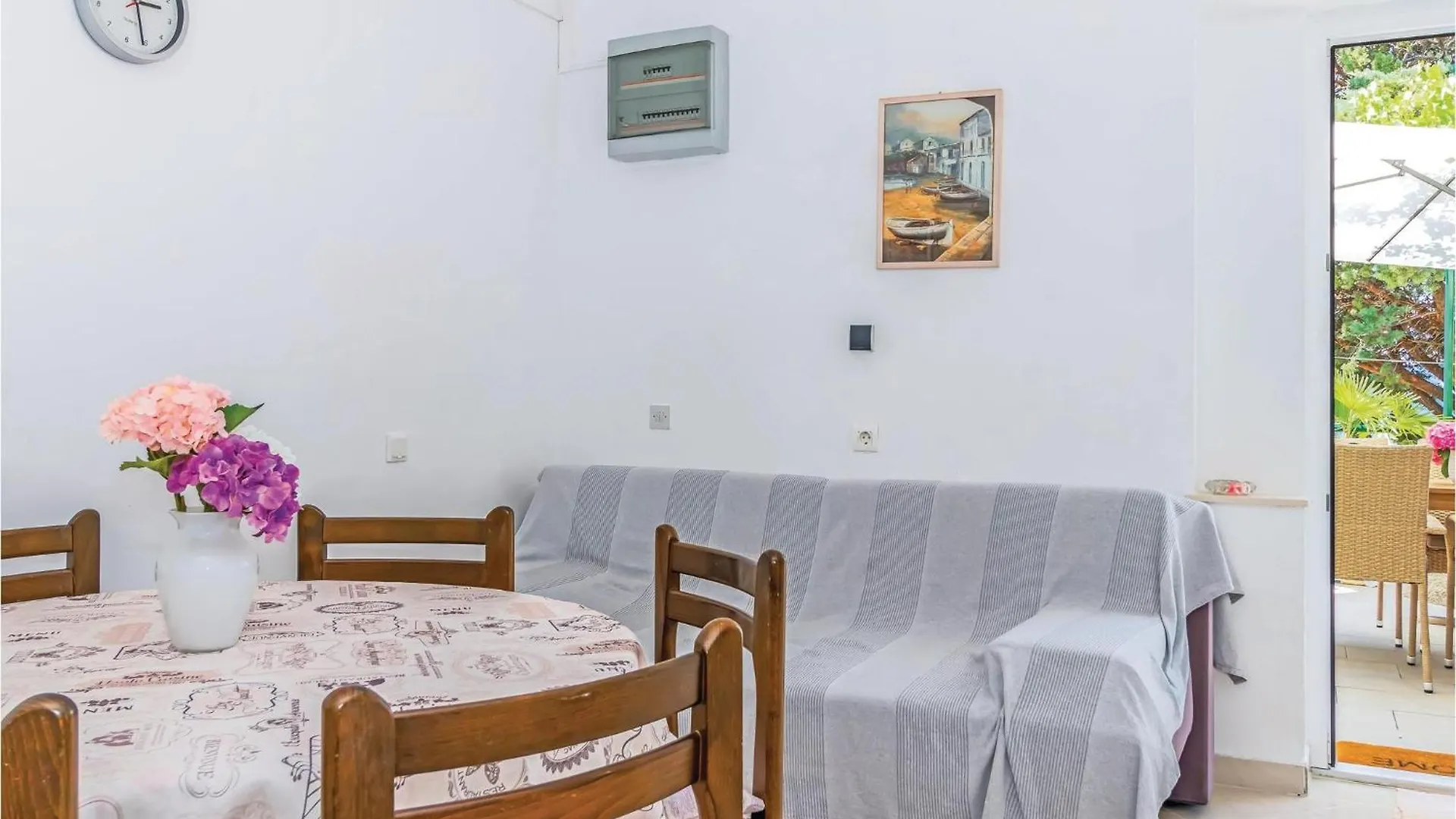 Lovely Home In Klenovica With Kitchen 別荘